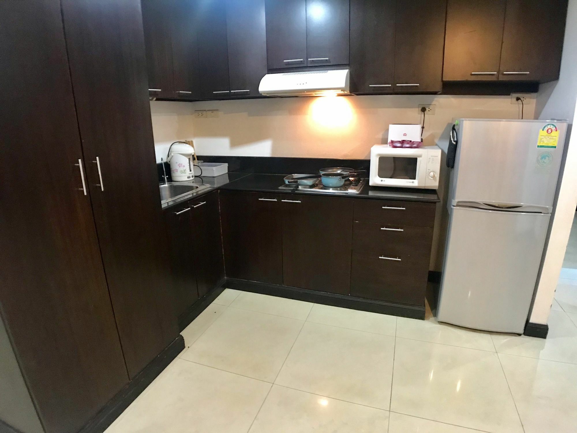 ทวิน พีกส์ สุขุมวิท สวีท Apartment กรุงเทพมหานคร ภายนอก รูปภาพ